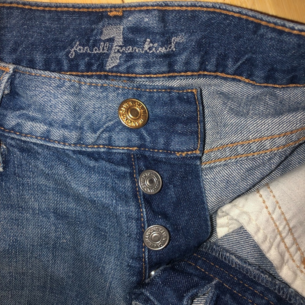 7 for all mankind shorts